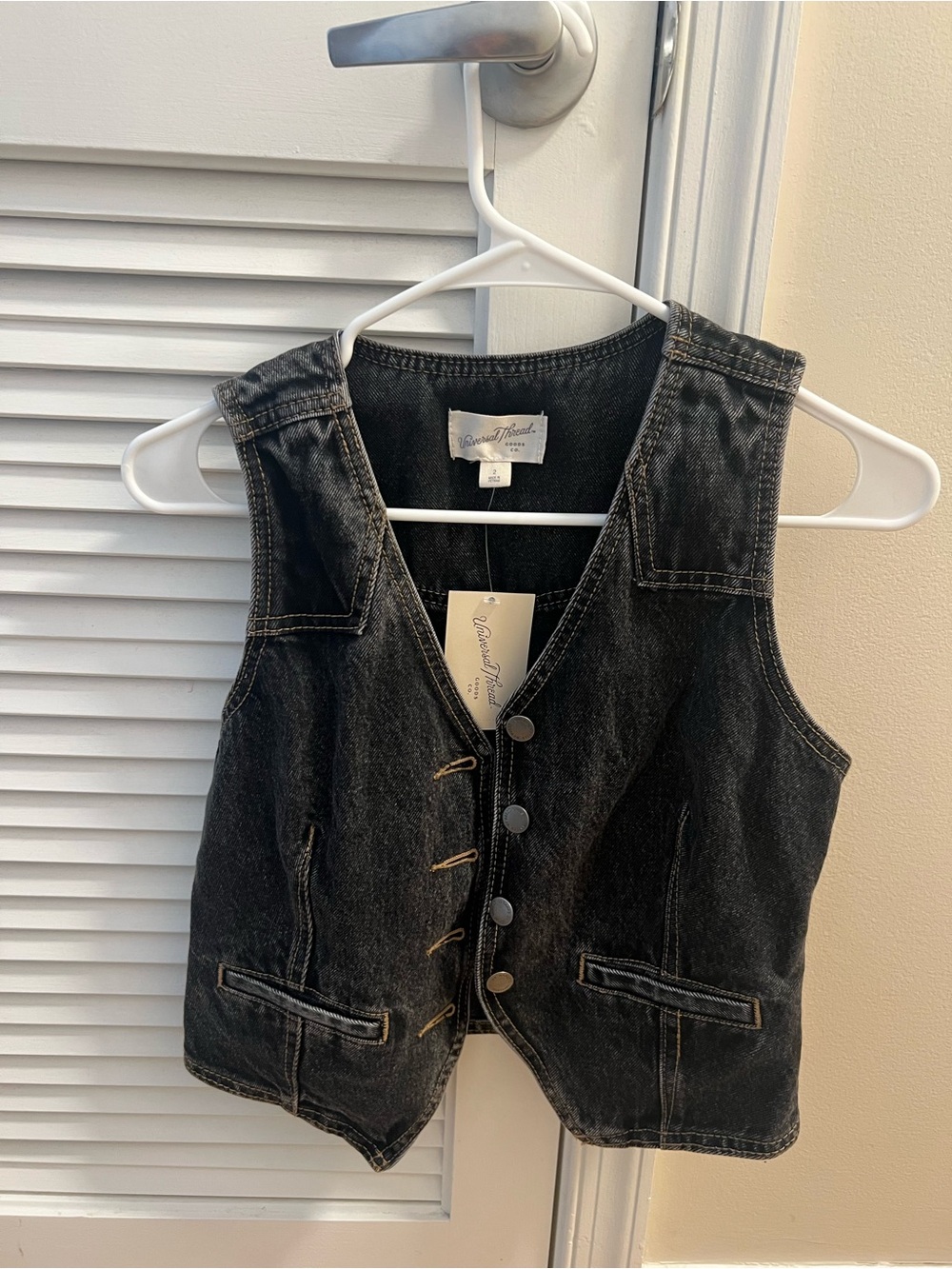 Universal Thread Black Denim Button-Up Vest